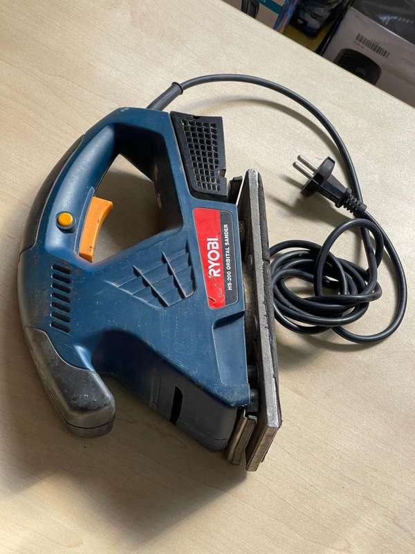 RYOBI HS-200 ORBITAL SANDER 200W
