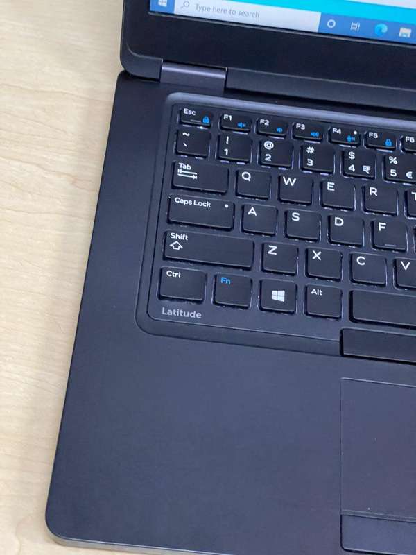 DELL LATITUDE 5480 | 7TH GEN CORE i5-7200U | 8GB DDR4 | 500GB HDD | 14` HD LED | WIN10 PRO