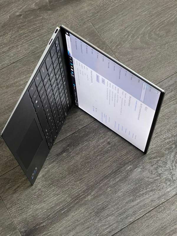 DELL XPS 13 9310**11TH GEN CORE i7-11857G**16GB RAM**512GB NVMe SSD**13.3` TOUCH SCREEN**WIN10