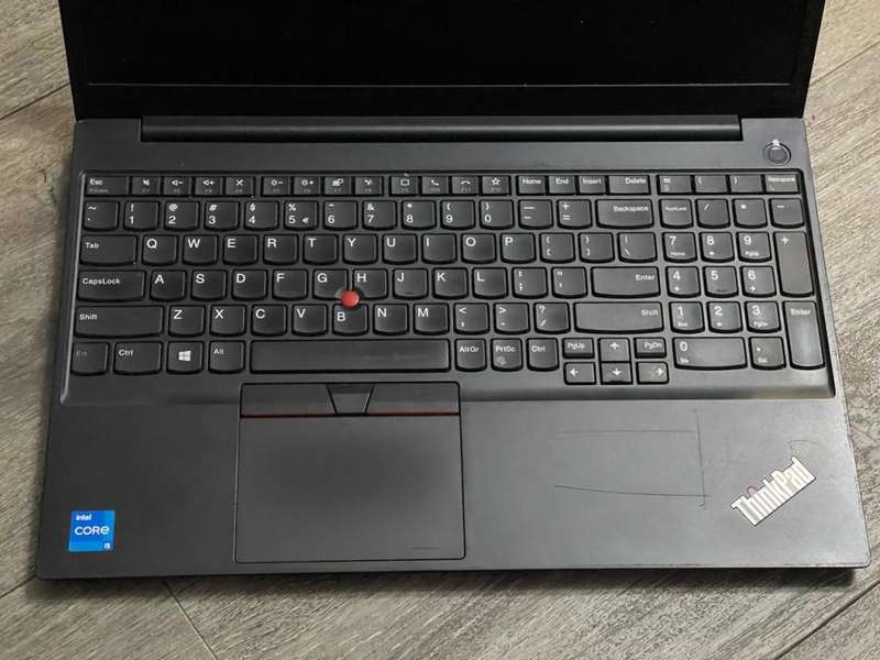 LENOVO THINKPAD E15**11TH GEN CORE i5-1135G7**8GB DDR4**512GB SSD**15.6` IPS FHD**FINGERPRINT**WIN11