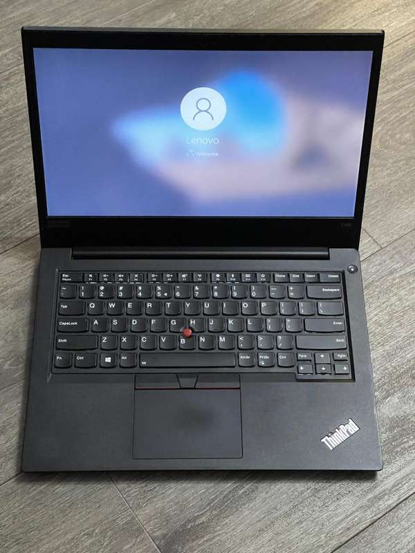 LENOVO THINKPAD E490 | 8TH GEN CORE i5-8265U | 8GB DDR4 | 256GB NVMe SSD | 14" HD | WIN1O