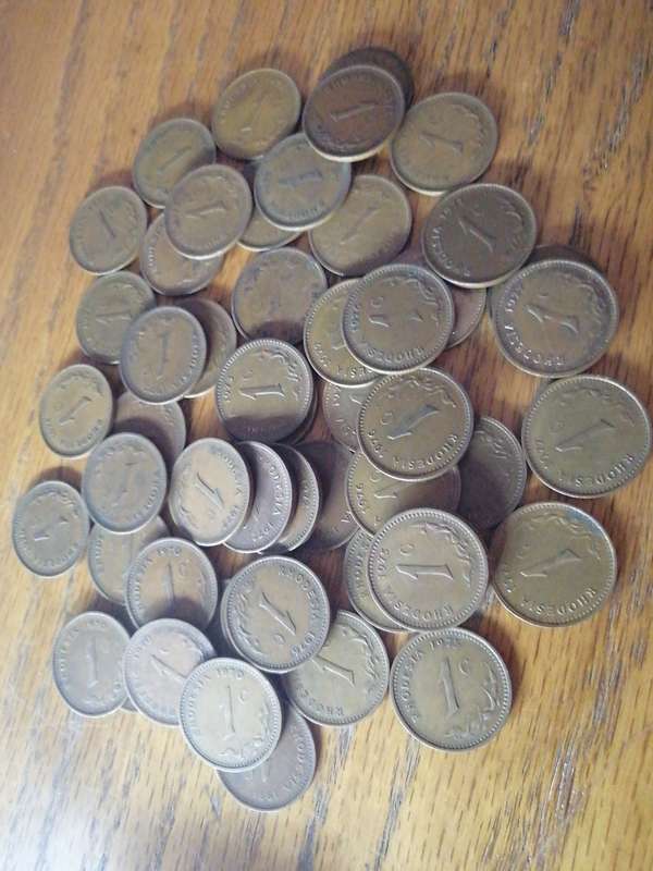 Mix of Rhodesia 1c coins. (52 coins)