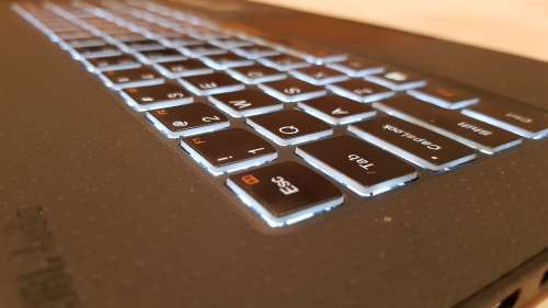 ****** LENOVO YOGA 3 PRO ULTRABOOK - KILLER SPECS!!! - LOW RESERVE******** FREE SHIPPING!!!