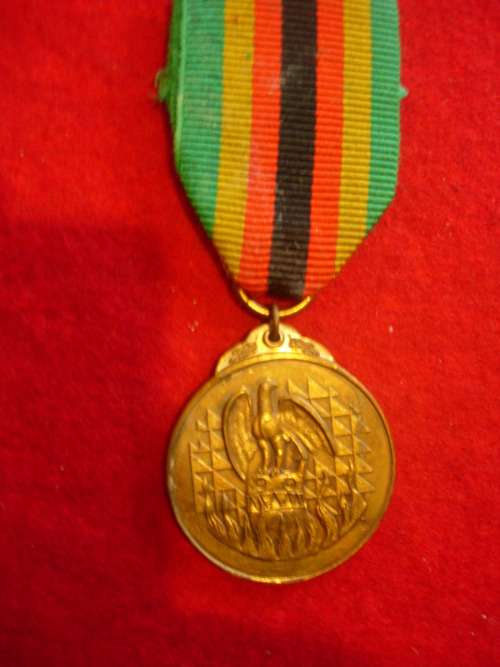ZIMBABWE INDEPENDENCE MEDAL  No. C7041