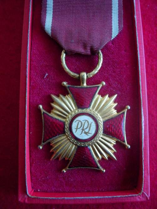 POLAND - CROSS OF MERIT - GOLD CLASS