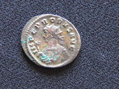 ANCIENT ROMAN BRONZE COIN