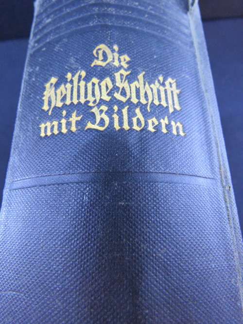 VINTAGE LUTHERAN BIBLE
