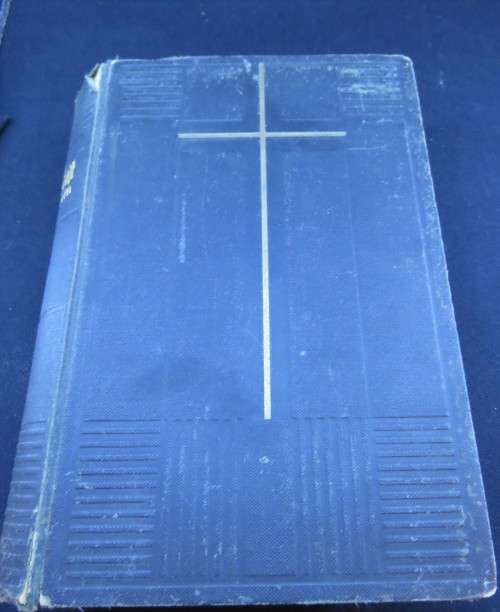 VINTAGE LUTHERAN BIBLE