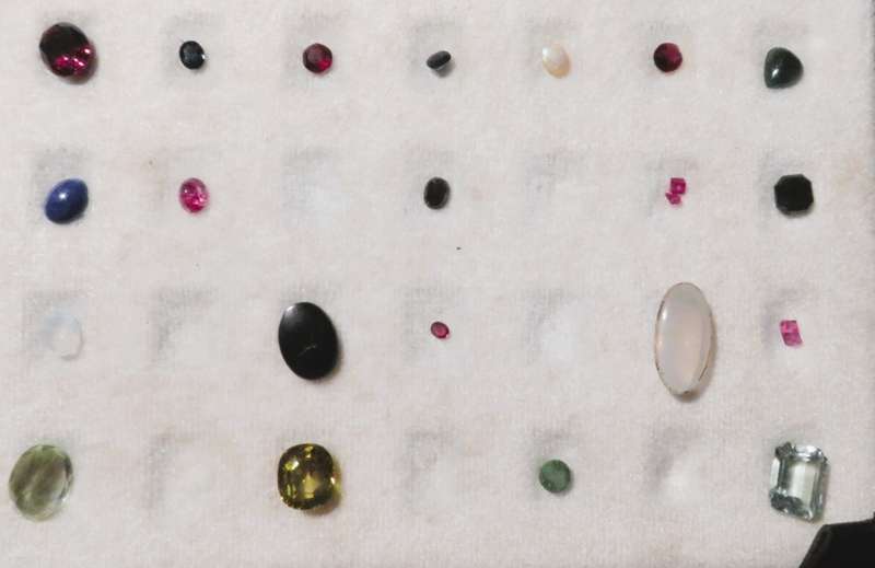 GEMSTONE COLLECTION IN CASE