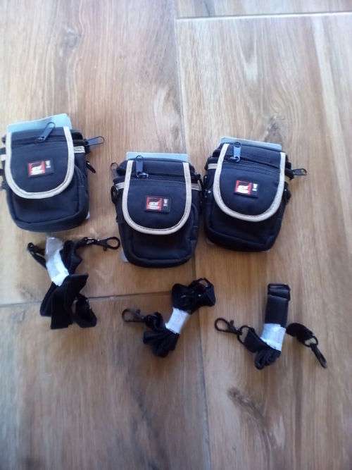 camera bags / cases