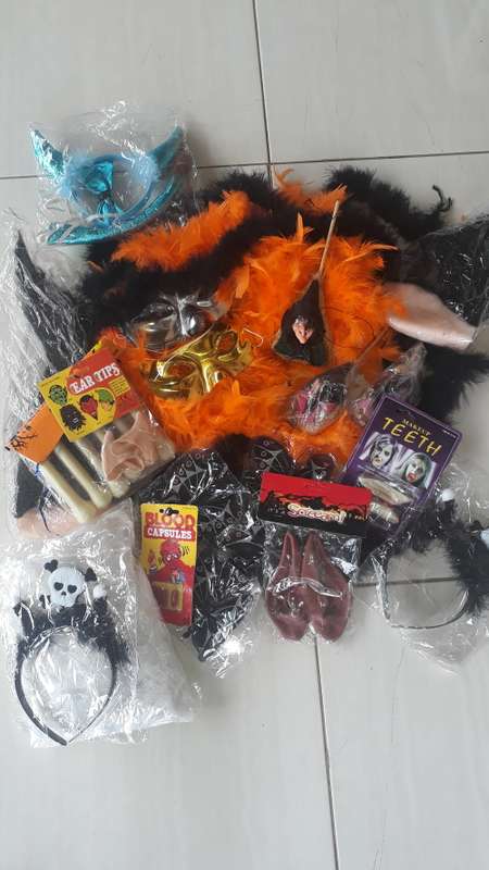 Helloween Job Lot