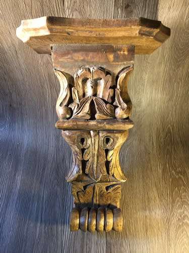 Lovely Carved Wooden Shelf +/- 38cm x 27cm