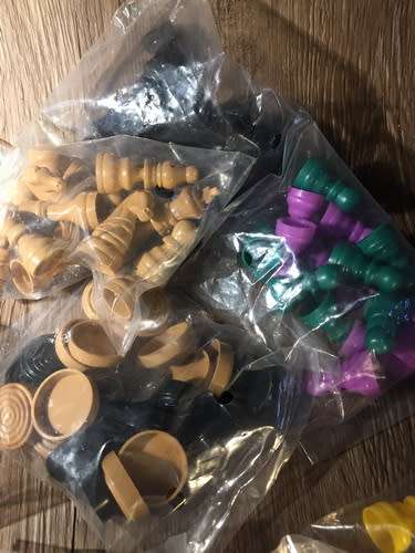 20 Super Set Games & Cribbage in Metal Tin