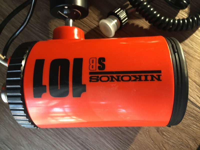 Vintage Nikonos SB-101 Underwater Speedlight
