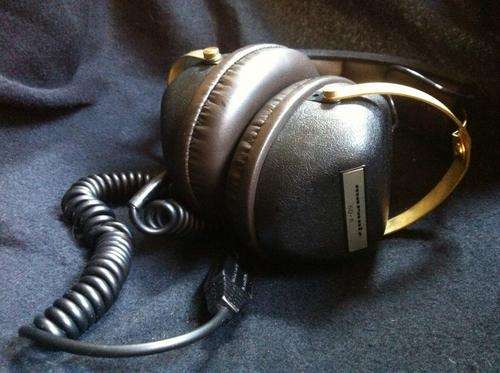 Marantz SD-5, 1970's earphones. As new in box