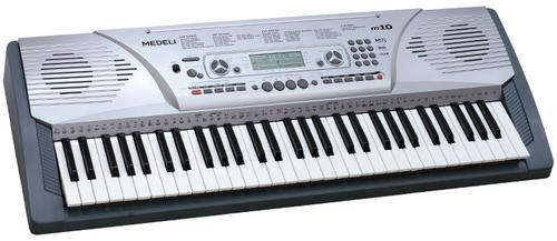 Amazing Keyboard! 61 Key with Touch Response,  USB port and Chord Dictionary - Brand New! !