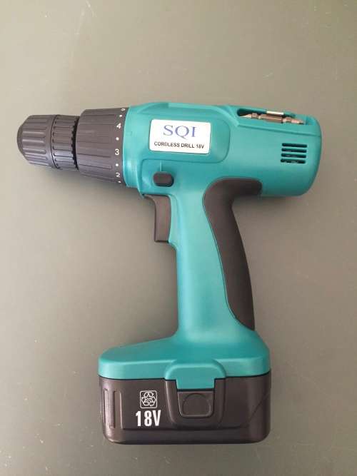 18 Volts 4 Pcs Cordless Power Tool Set