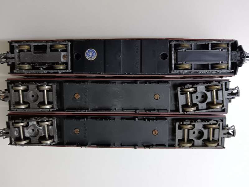 LIMA SAR Suburban Train Set