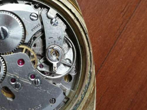 Broken Invicta (Spares or repair)