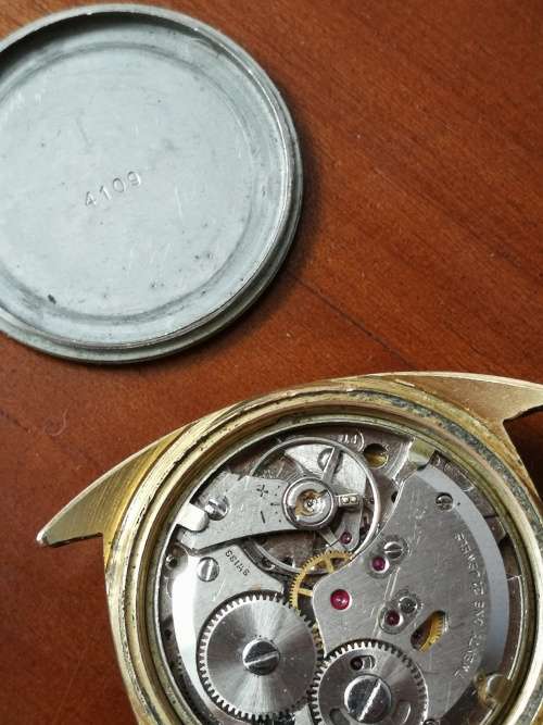 Broken Invicta (Spares or repair)