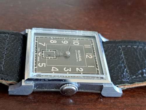 Broken Rodana Tank Watch(Not working)