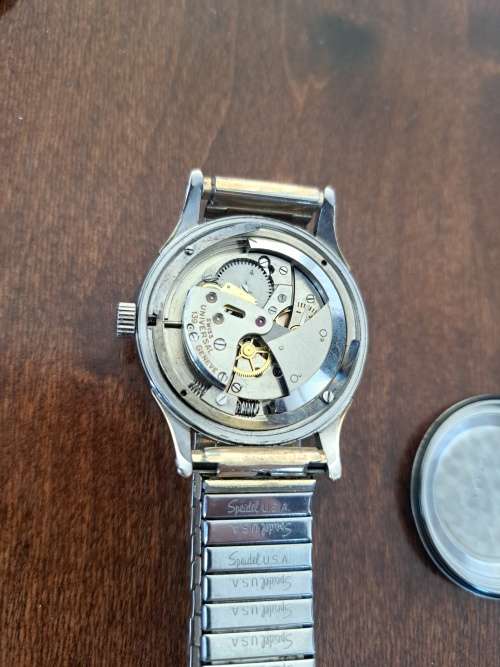 Universal Geneve Bumper (Propably needs Service)