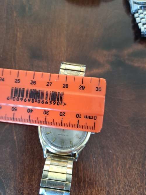 Universal Geneve Bumper (Propably needs Service)