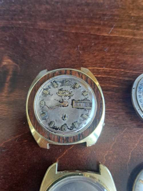 Bulova Lot of Spares