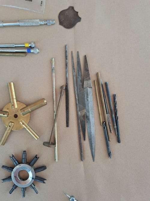 Watch odds and tools