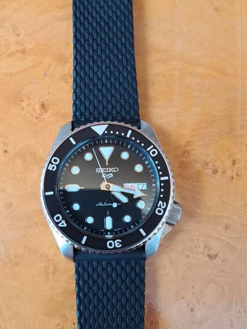 Seiko 5 Automatic