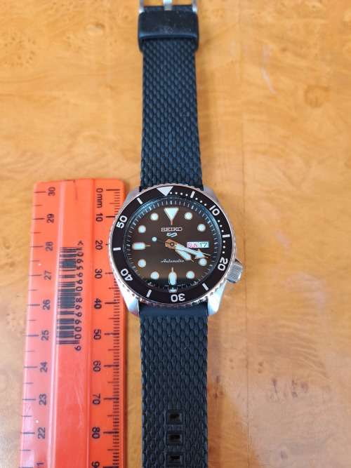 Seiko 5 Automatic