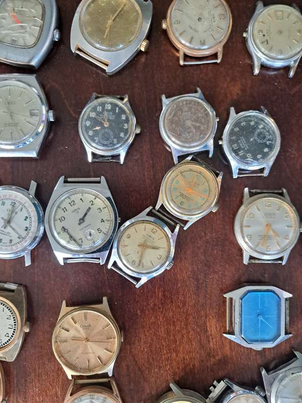 Lot of Broken Oris Watches