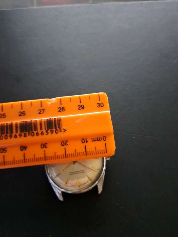 Broken Lanco Watch (R1 Auction)