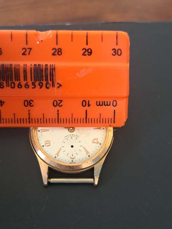 Broken Invicta Watch (Not running)
