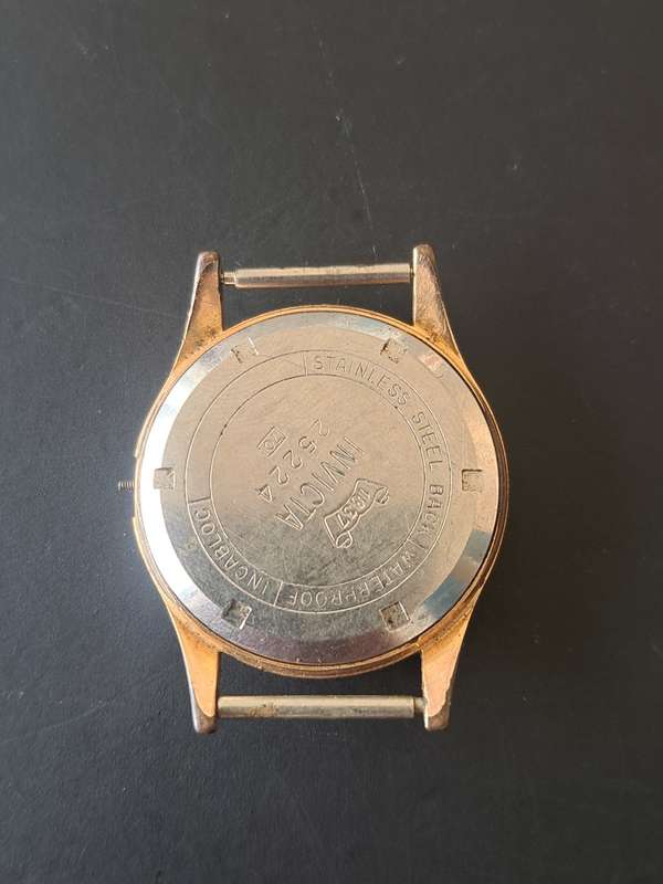 Broken Invicta Watch (Not running)