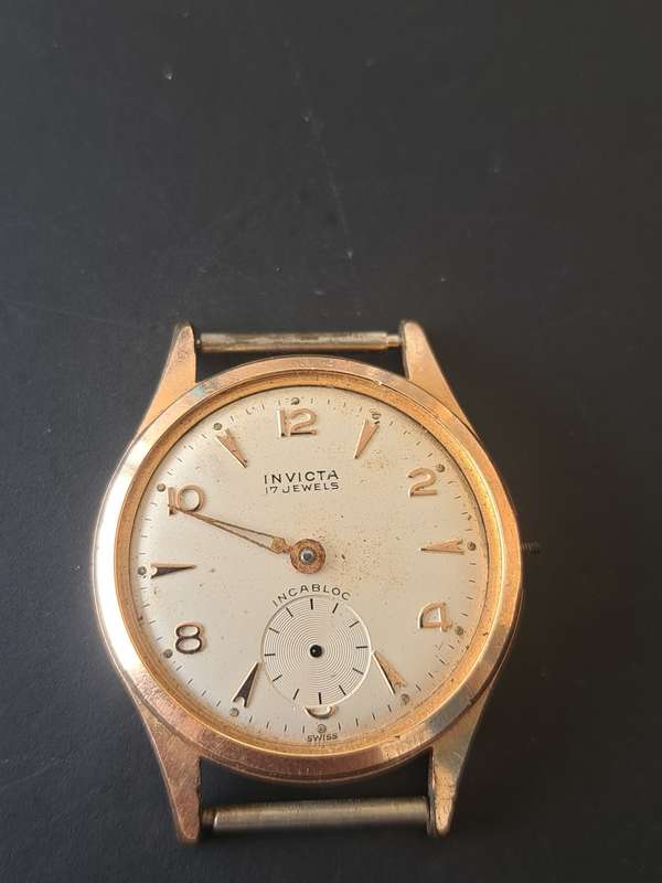 Broken Invicta Watch (Not running)