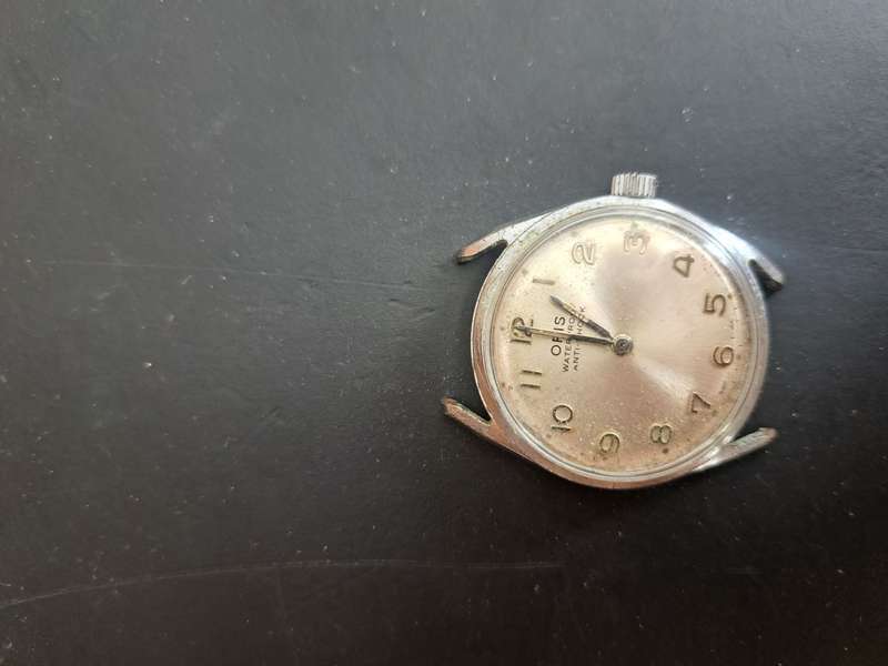 Broken Oris Watch(Not Working)