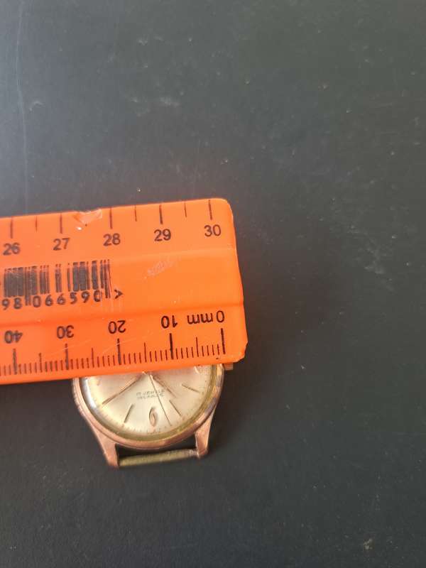 Broken Invicta Watch (Not running)