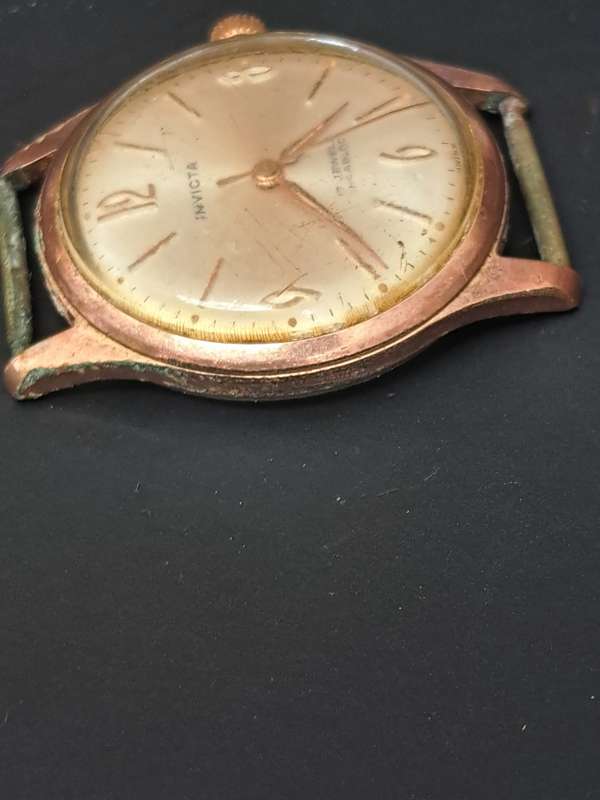 Broken Invicta Watch (Not running)