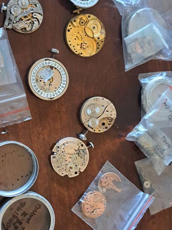 Random Watch Parts (NOT WORKING)