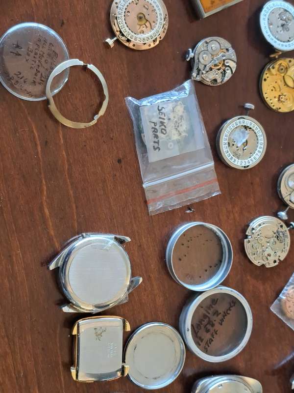 Random Watch Parts (NOT WORKING)