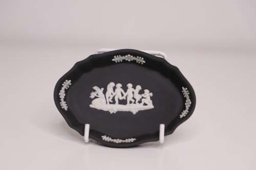 WEDGWOOD BLACK trinket dish