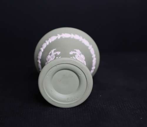 VINTAGE WEDGWOOD JASPERWARE -SAGE GREEN -SEASONAL VASE