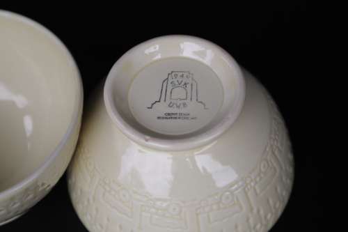 VORTREKKER MONUMENT SKK-UWB-1949- BOWL    by CROWN DEVON England