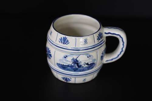 DELFTS--HOLLAND  -Handpainted beer mug