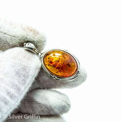 POLISH BALTIC AMBER 925 SILVER PENDANT