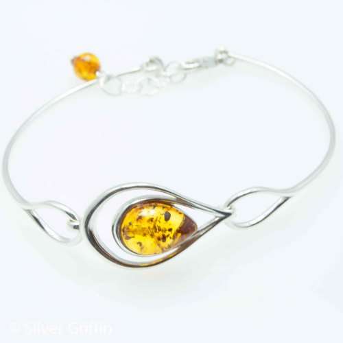IMPORTED FROM POLAND BALTIC AMBER SOLID 925 SILVER BRACELET