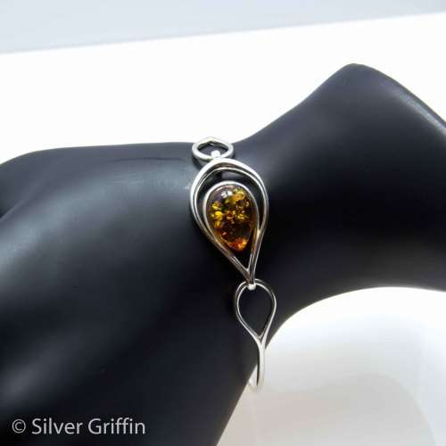 IMPORTED FROM POLAND BALTIC AMBER SOLID 925 SILVER BRACELET