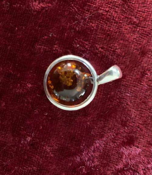 AMBER PENDANT.925 SILVER.