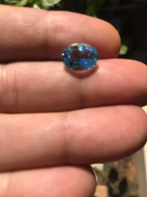 BLUE TOPAZ  4.68CT
